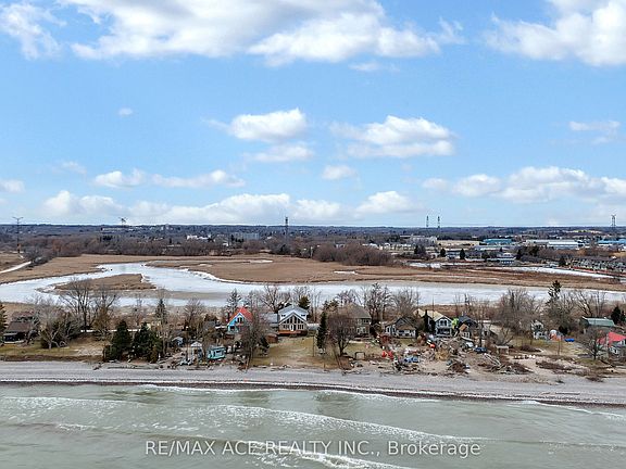 4th image of 52 W Beach Rd