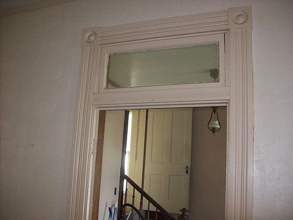 5th image of 225 Commerce St