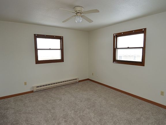 4th image of 1019 Campbell Dr #1