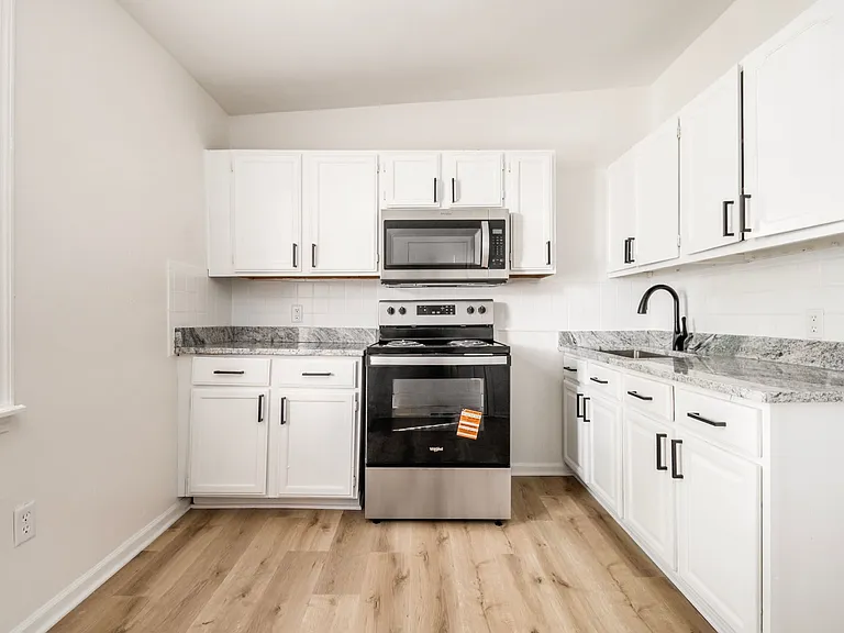 85 S Grubb St — Photo 12