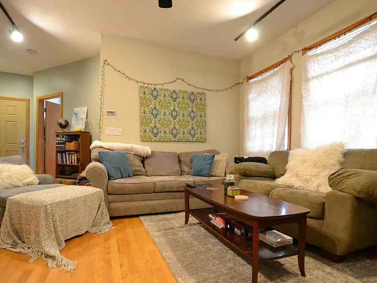79 Easton St #1 — Photo 6
