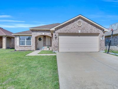 2044 Limestone Dr, Grand Prairie, TX, 75052