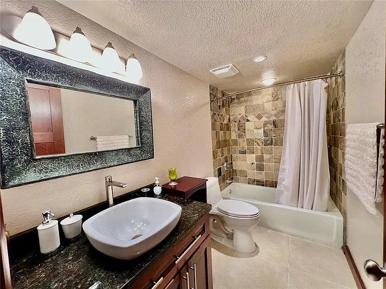 3220 Southshore Dr #22C — Photo 24