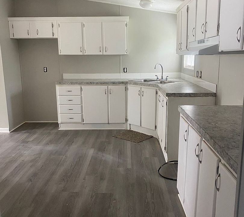 2nd image of 40 Jefferson Ct