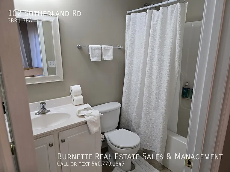 102 Sutherland Dr — Photo 6