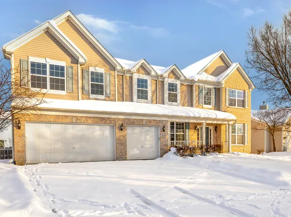 333 Claridge Cir, Bolingbrook, IL 60440