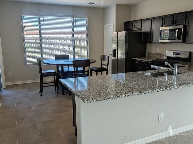 1371 Evening Breeze Ln — Photo 11