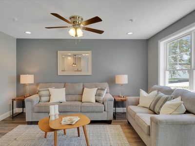 7 Dumaine Avenue UNIT I, Nashua, NH, 03063