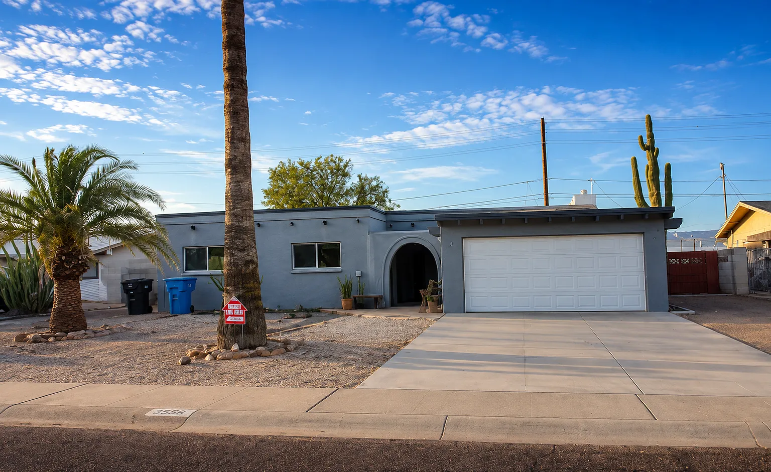 4 bed, 1598 sqft, $2,400 — Photo 1