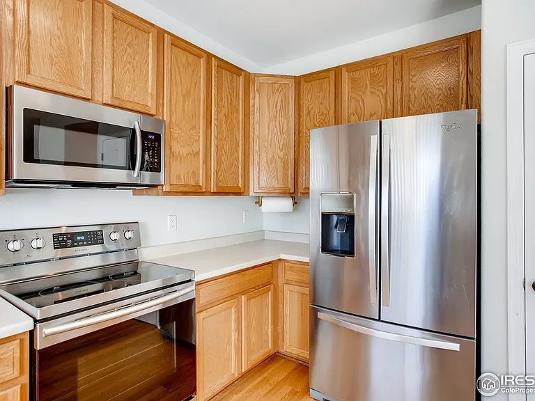 1126 Lochmore Pl — Photo 12