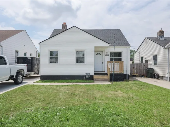12800 Reindeer Ave, Garfield Heights, OH 44125