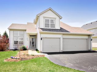 487 Penny Ln, Grayslake, IL