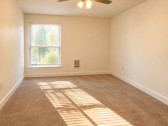 4th image of 3440 14th Ave S APT 102