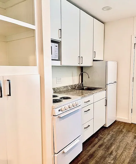 1150 N Richey Blvd — Photo 5