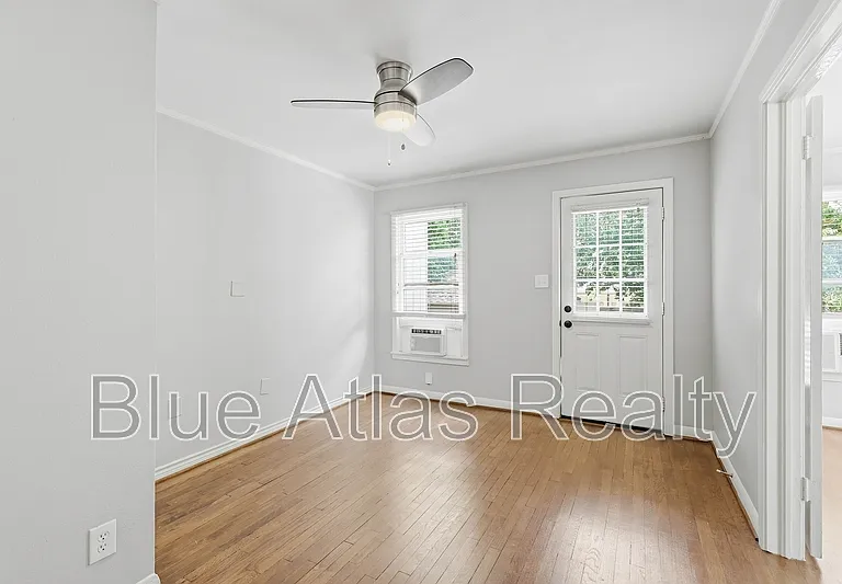 3643 Lafayette Ave #1 — Photo 12