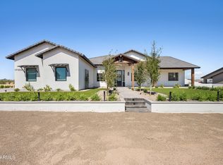 1650 W LUCKY Lane, San Tan Valley, AZ 85144