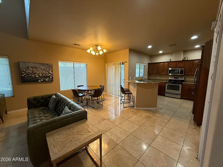 1120 S Ash Ave #1003 — Photo 5