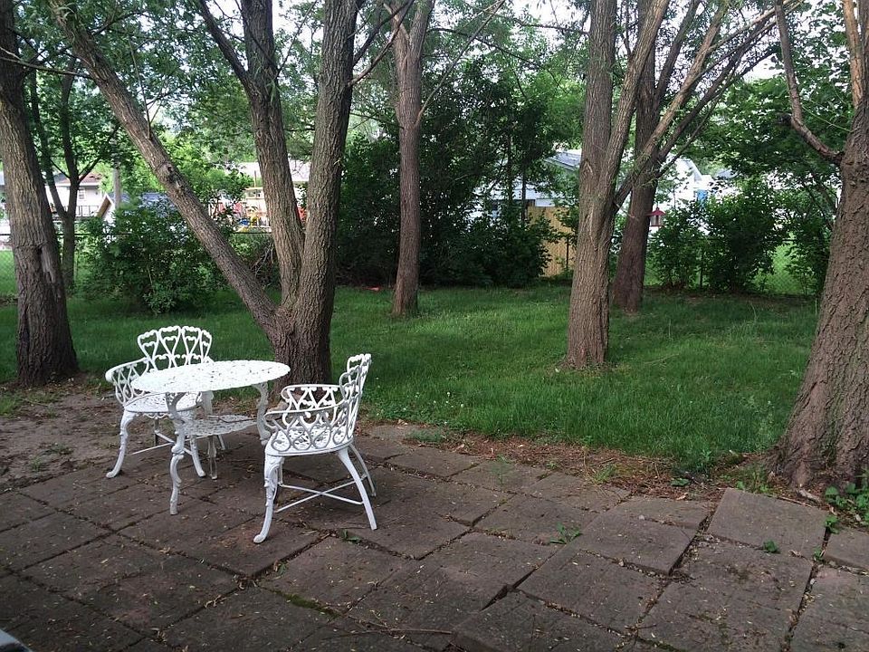 1st image of 131 Orchard Dr