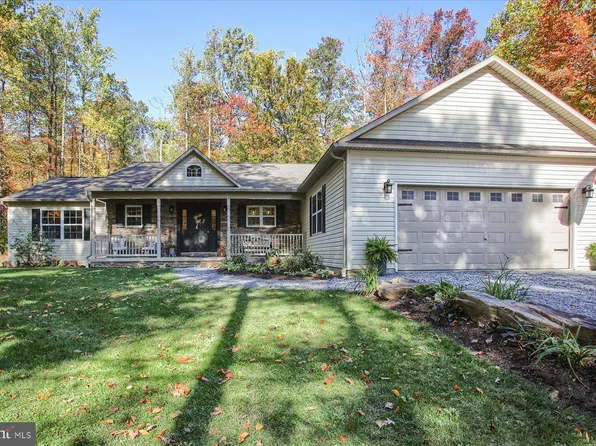 9000 Mountain Rd, Grantville, PA 17028