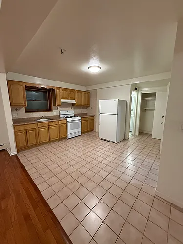 297 E Kinney St #1 Photo 1