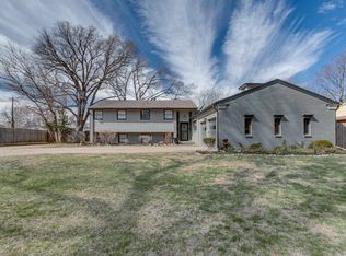 751 N Mission Rd, Wichita, KS 67206