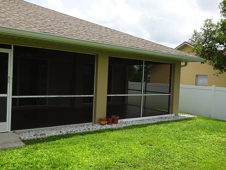 3002 SW 1st Ave — Photo 10