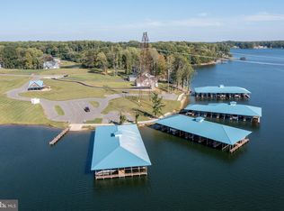 82 Fairview Dr, Mineral, VA 23117