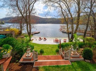 12 Sunset Dr, Danbury, CT 06811