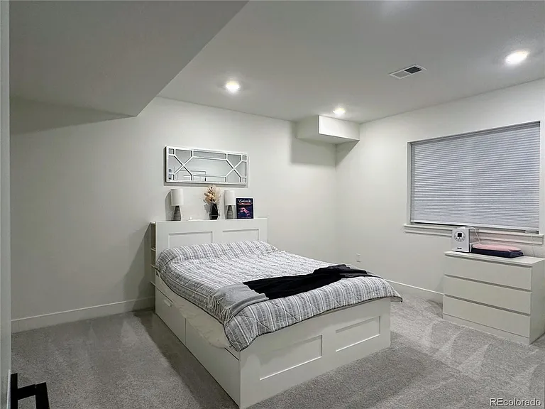 6065 E 154th Pl — Photo 37