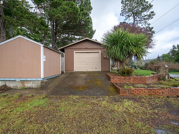 4th image of 6860 SW Harbor Ave