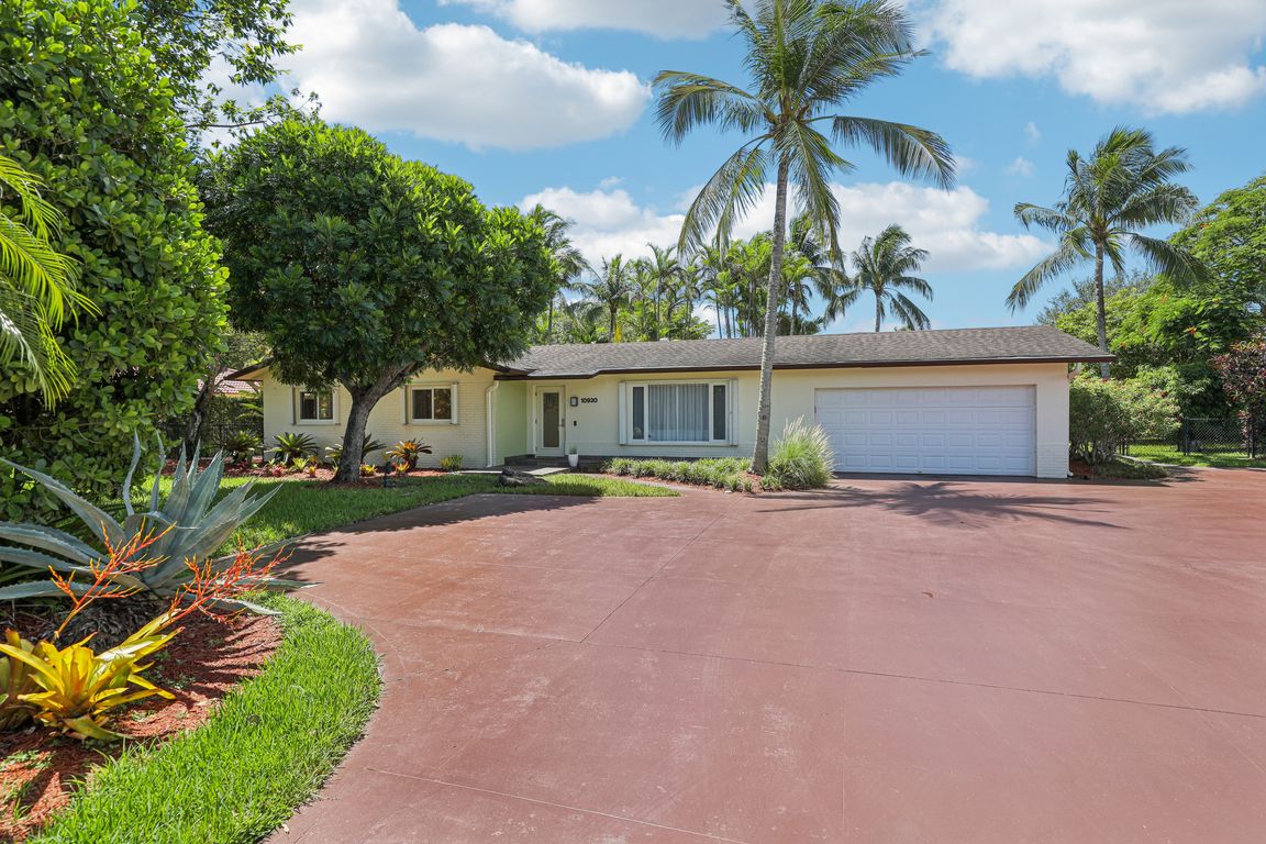 SW 129th St-S1608-001.jpg