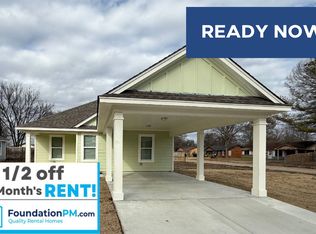 1398 E Barton Ave, West Memphis, AR 72301