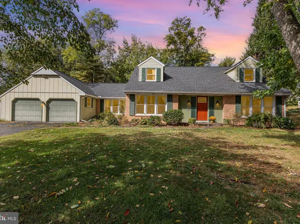 171 Westview Dr, Elizabethtown, PA 17022