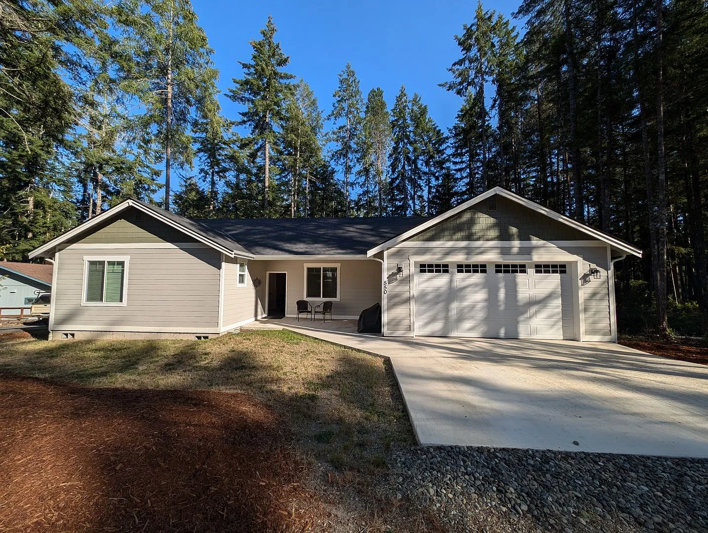 Lake Limerick Beauty for Rent. Like New Condition. 1/3 Acre Lot. Available Now! — Photo 3