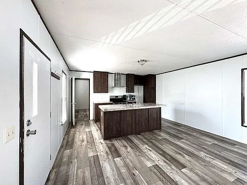 16206 Wood Dr Photo 1