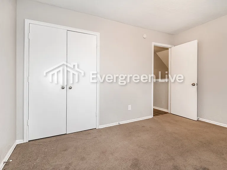 2607 Lonnie Ln — Photo 11