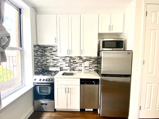 Rented by Douglas Elliman | media 12