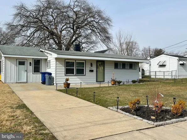 221 County Ave, Maple Shade, NJ 08052
