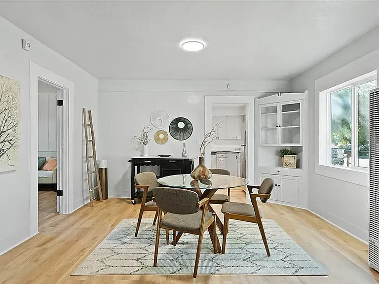 3281 Myers St — Photo 4