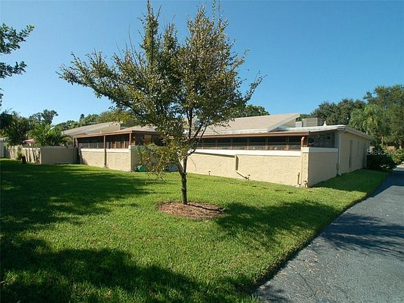 3rd image of 1599 Amberlea Dr S #D