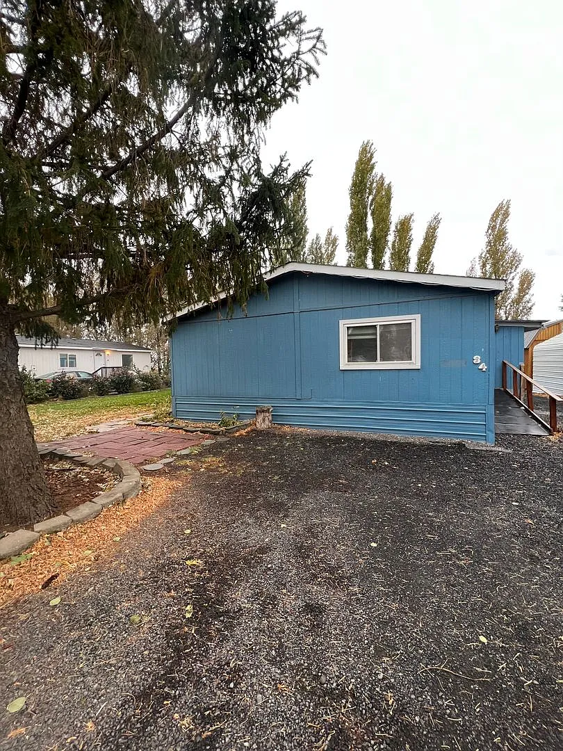 Building Photo - 17993 Road A NW #34