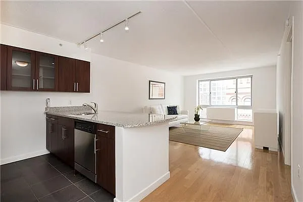 Sold by KG Properties | media 3