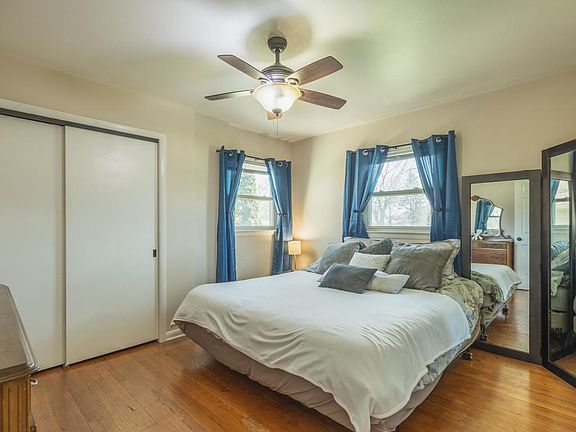 5th image of 8402 N 51st St