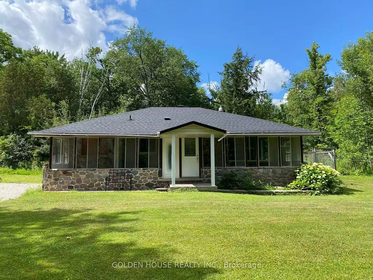 2 bed, $2,500 — Photo 1
