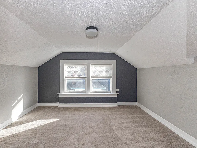 3901 Central St — Photo 45