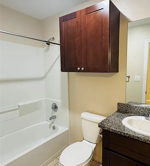 127 S Bend Ct #B — Photo 15