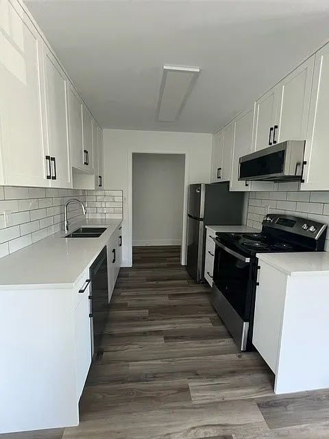 10011 150 Street Surrey — Photo 3