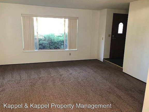 5th image of 1795 Barton Dr