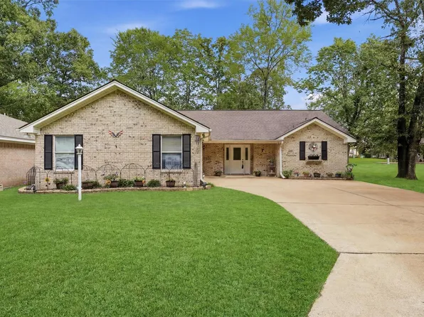 281 Broadmoor Dr, Trinity, TX 75862