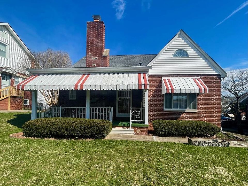 1st image of 82 Fairfax Dr